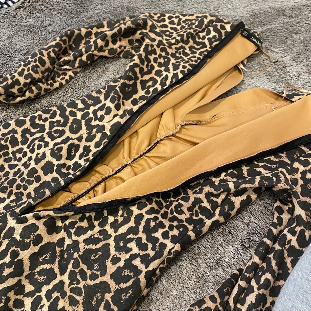ZARA Ruched Leopard Print Bodycon Dress - Picture 10 of 14